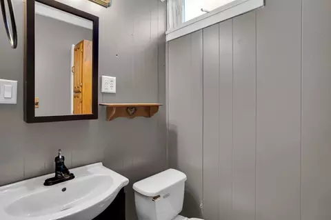 228 Ballard, Jackson, MI 49201 photo 12