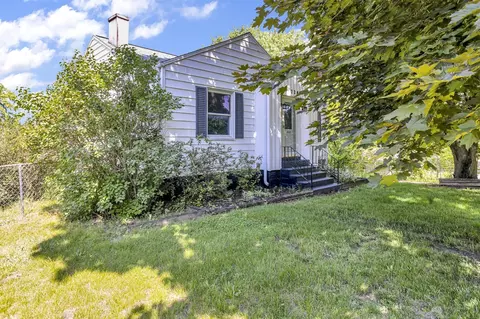 228 Ballard, Jackson, MI 49201 photo 36