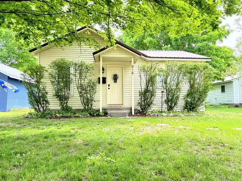 916 Marion, Big Rapids, MI 49307