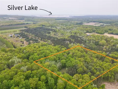 7286 W Warren, Shelby, MI 49455