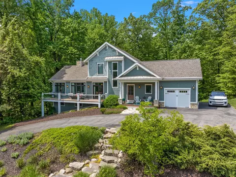 11170 Lake Shr, Berrien Springs, MI 49103