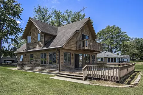 48762 Main, Lawrence, MI 49064