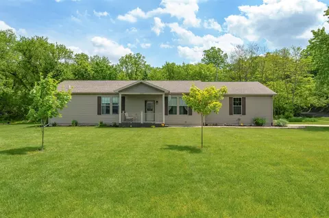 5530 N 39th, Augusta, MI 49012