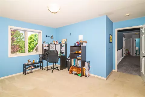 Bedroom - 3043 Heather, Ann Arbor, MI 48108 photo 6 of 10