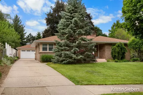 309 Lenora, Grand Rapids, MI 49504