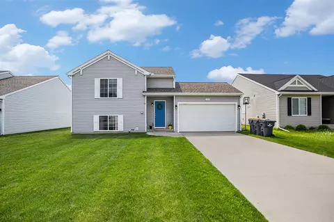 1716 Burr Pond, Vicksburg, MI 49097
