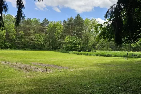 207 Pearl, Sheridan, MI 48884