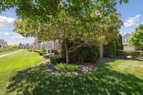 Exterior - 1304 E Crystal, Canton, MI 48187 photo 9 of 10