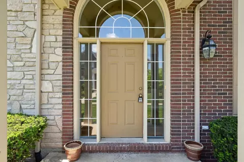 Entry Way - 1304 E Crystal, Canton, MI 48187 photo 1 of 7