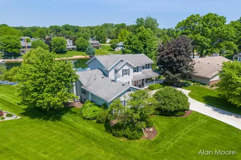 5835 Tesoro, Rockford, MI 49341