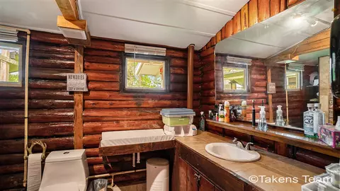 Bath - 9945 Toohy, Harrison, MI 48625 photo 4 of 6
