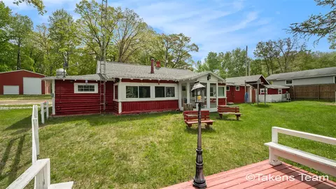 Exterior - 9945 Toohy, Harrison, MI 48625 photo 6 of 13