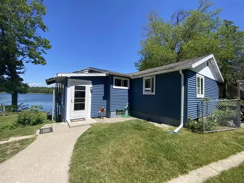 3878 Wilson Bch, Twin Lake, MI 49457