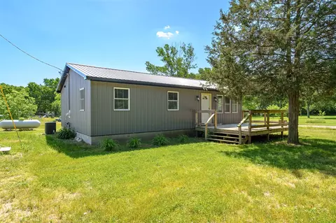 79971 39th, Decatur, MI 49045