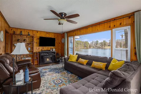 10804 Riverview, Big Rapids, MI 49307 photo 3