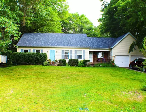 1615 Roberts, Saint Joseph, MI 49085