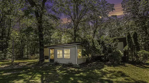 49643 County Road 388, Grand Junction, MI 49056