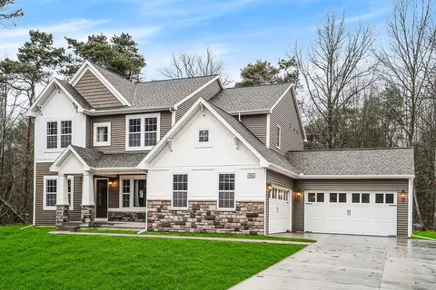 5872 Boxthorn, Kalamazoo, MI 49009