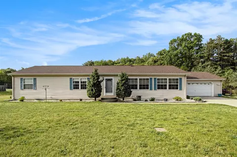 28691 64th, Lawton, MI 49065