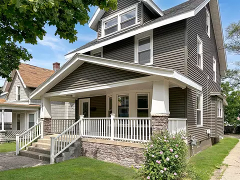1842 Jefferson, Grand Rapids, MI 49507