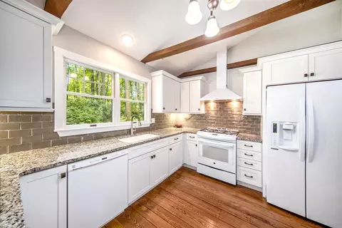 1745 Sevenoaks, Jackson, MI 49203 photo 4