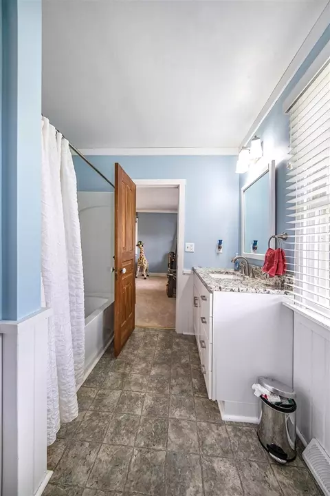 1745 Sevenoaks, Jackson, MI 49203 photo 26