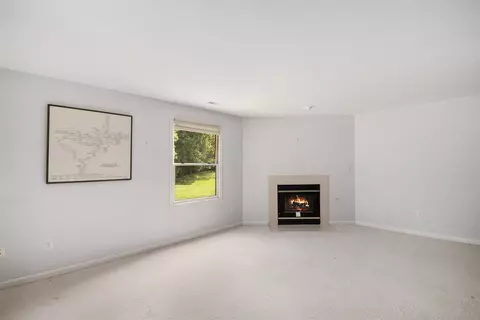 Living - 7579 Radcliffe, Brighton, MI 48114 photo 8 of 8