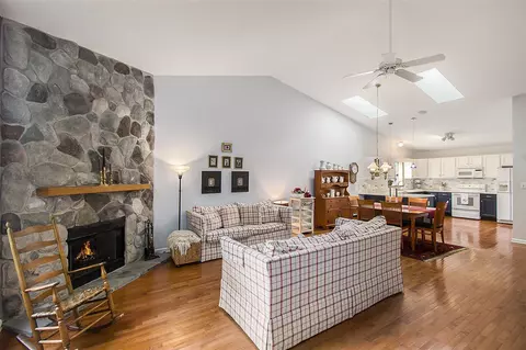 Living - 7579 Radcliffe, Brighton, MI 48114 photo 1 of 8