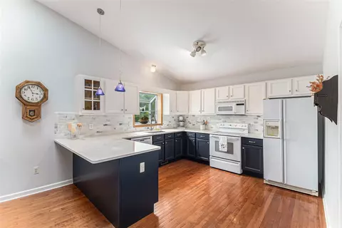 Kitchen - 7579 Radcliffe, Brighton, MI 48114 photo 1 of 6
