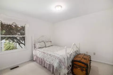 Bedroom - 7579 Radcliffe, Brighton, MI 48114 photo 4 of 5