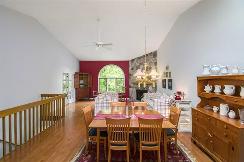 Dining - 7579 Radcliffe, Brighton, MI 48114 photo 2 of 4