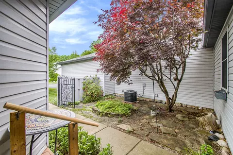 Exterior - 7579 Radcliffe, Brighton, MI 48114 photo 3 of 7