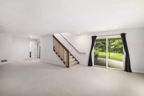 Living - 7579 Radcliffe, Brighton, MI 48114 photo 6 of 8