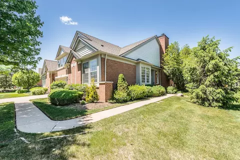 44488 Aspen Rdg #34, Northville, MI 48168