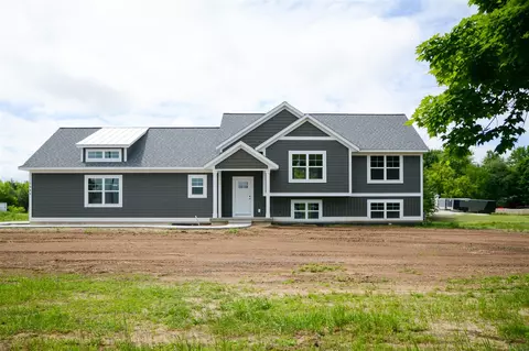 7989 Harper, Holland, MI 49424