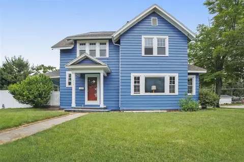 834 Ruddiman, North Muskegon, MI 49445