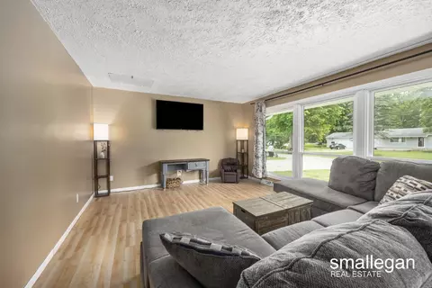 237 S Higbee, Lyons, MI 48851 photo 7