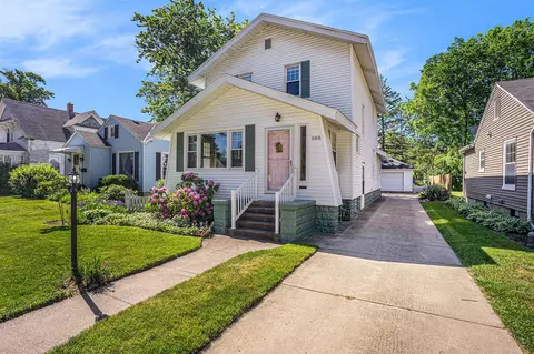 180 W 21st, Holland, MI 49423