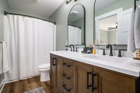 Bath - 5617 Whites Brg, Belding, MI 48809 photo 1 of 4