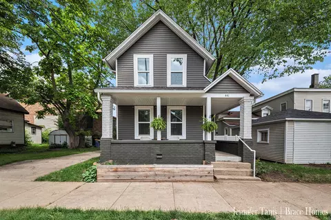 441 Myrtle, Grand Rapids, MI 49504
