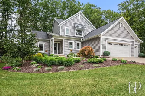 16171 Coventry #31, Spring Lake, MI 49456