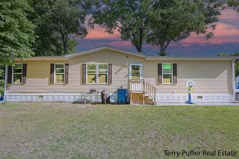 13853 Deepwater, Grand Haven, MI 49417