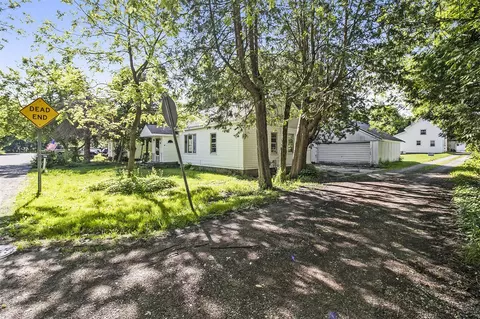 302 E James, Scottville, MI 49454