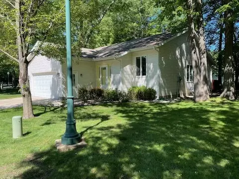 1036 Wildwood, Muskegon, MI 49441
