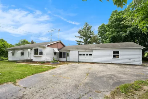 784 W 112th, Grant, MI 49327 photo 3
