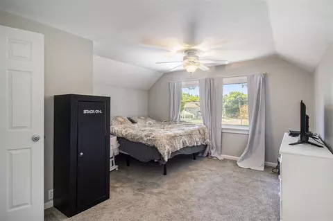 Bedroom - 120 Gibson, Jackson, MI 49202 photo 2 of 3