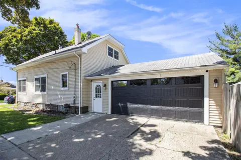 Exterior - 120 Gibson, Jackson, MI 49202 photo 3 of 5