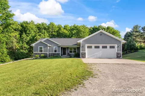 3280 Solon, Cedar Springs, MI 49319