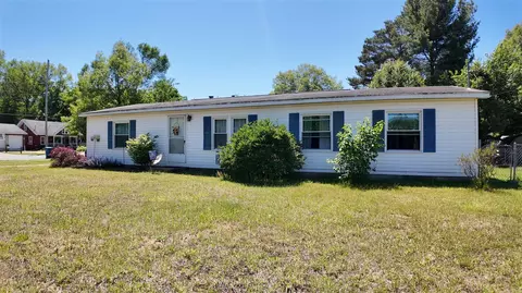 200 Swan, Allegan, MI 49010