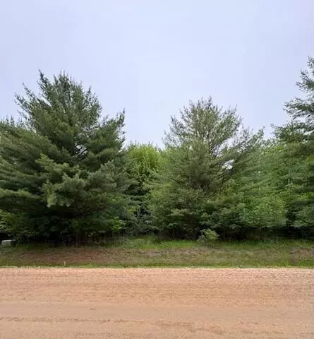 598 W Mt Garfield, Norton Shores, MI 49441